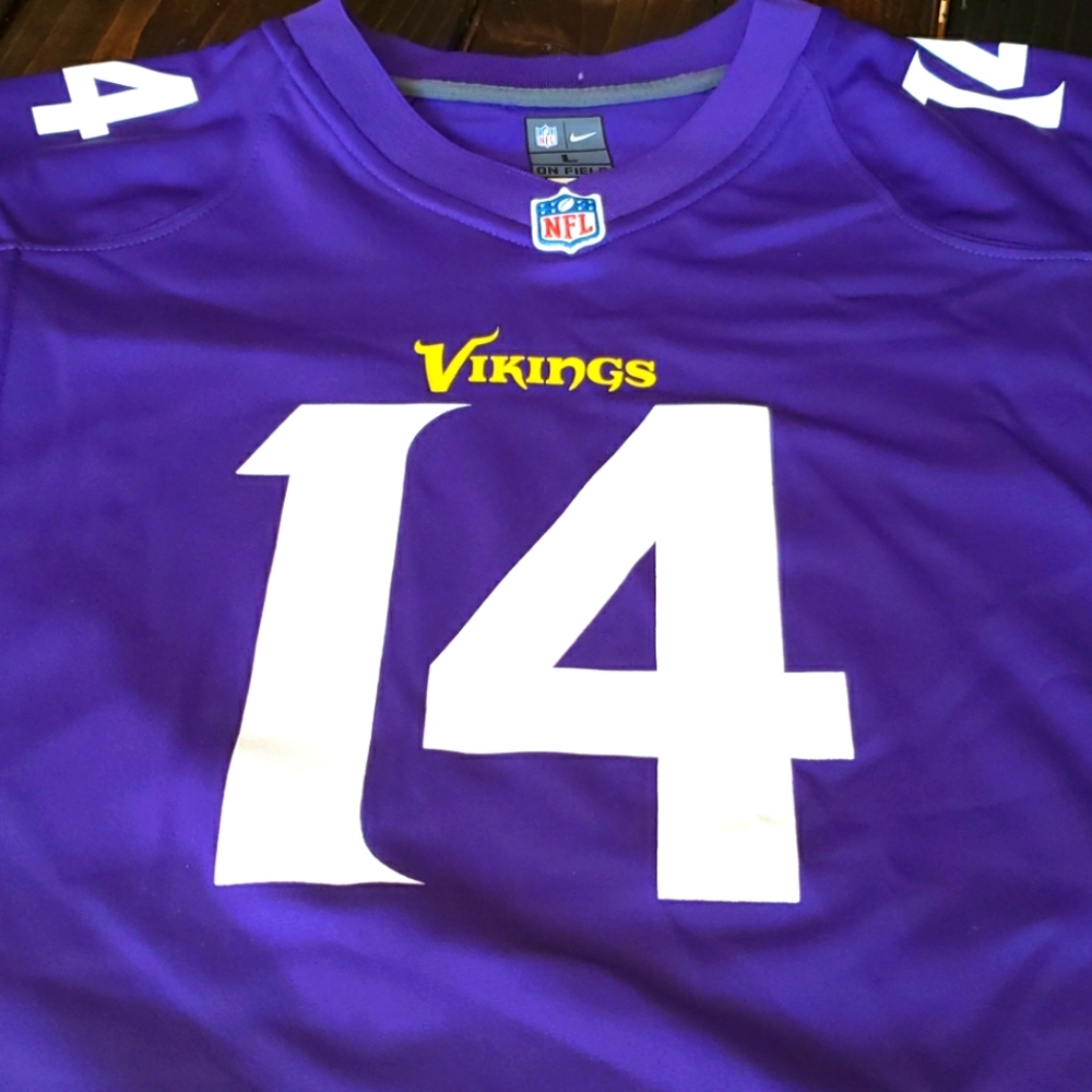 NFL Minnesota Vikings Diggs Jersey Youth L